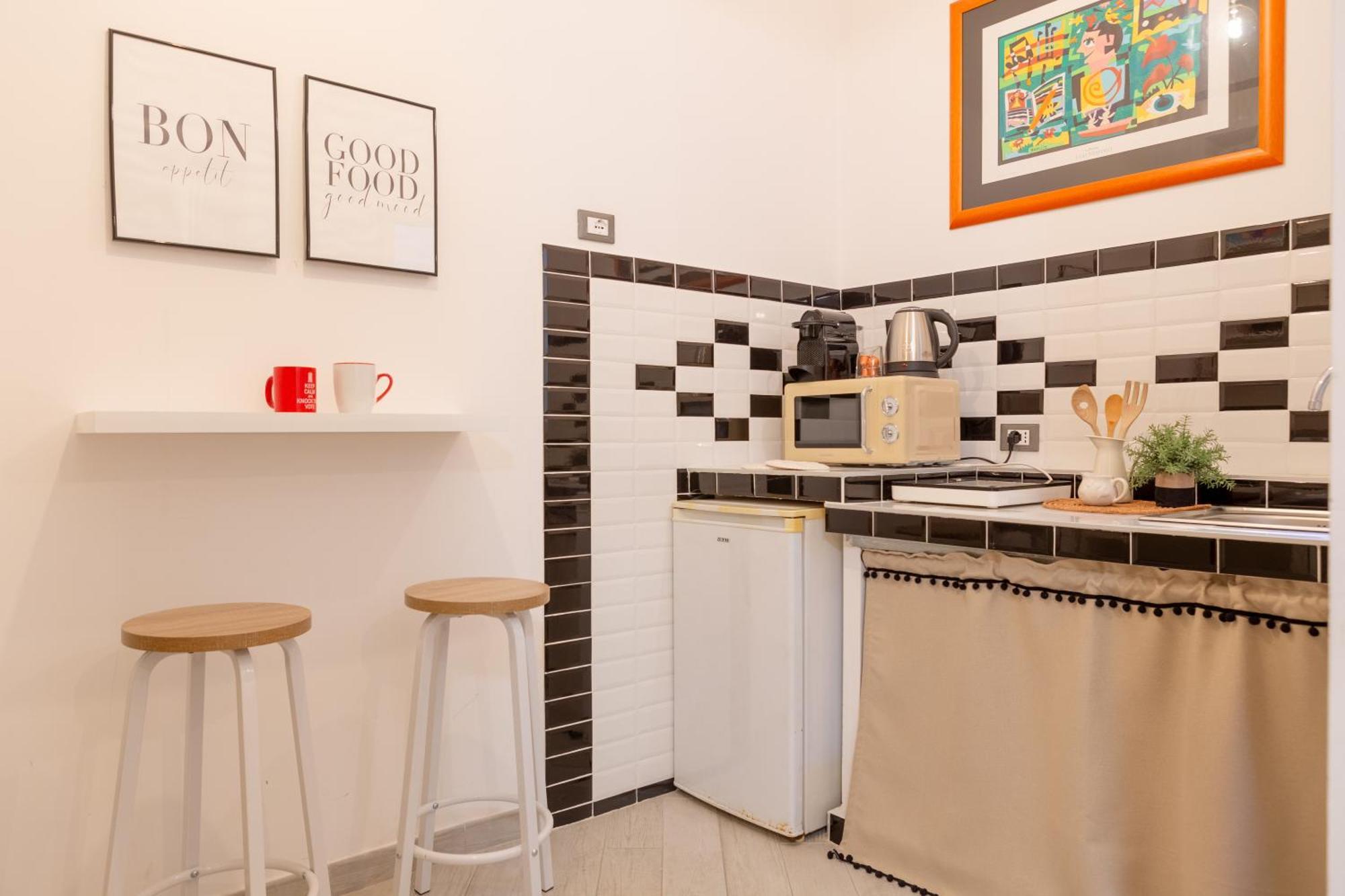 Stanza Comoda E Silenziosa Con Bagno Privato E Area Lavoro E Relax Rom Exteriör bild